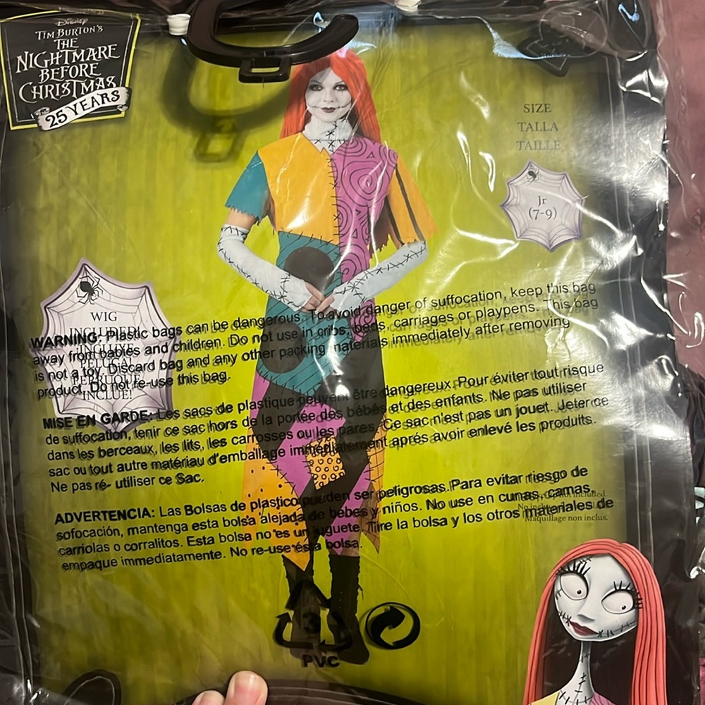 ADULT SALLY costume Jr Size (7-9) Fits a Adult small